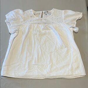 Ella Moss - M - Cottagecore Feminine Eyelet Cotton Top with Ruffled Sleeves